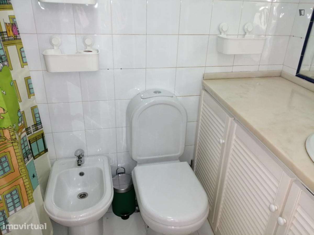 Quarto - localizado em Bairro Alto Lisbon - Grande imagem: 5/12