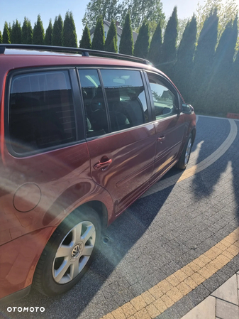 Volkswagen Touran 2.0 TDI Trendline - 7