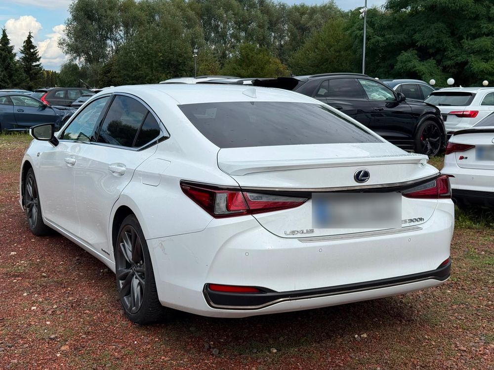 Lexus ES 300h F Sport Edition 2020