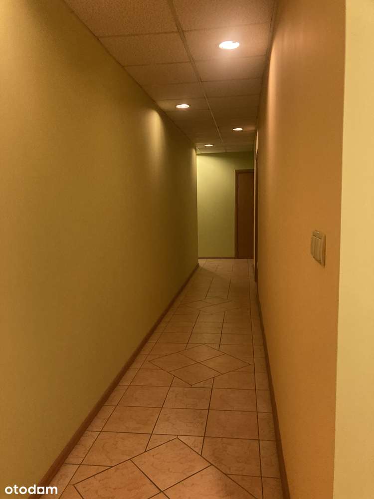 Centrum Kłodzka - 3 kondygnacyjny lokal w atrakcyjnej cenie-6