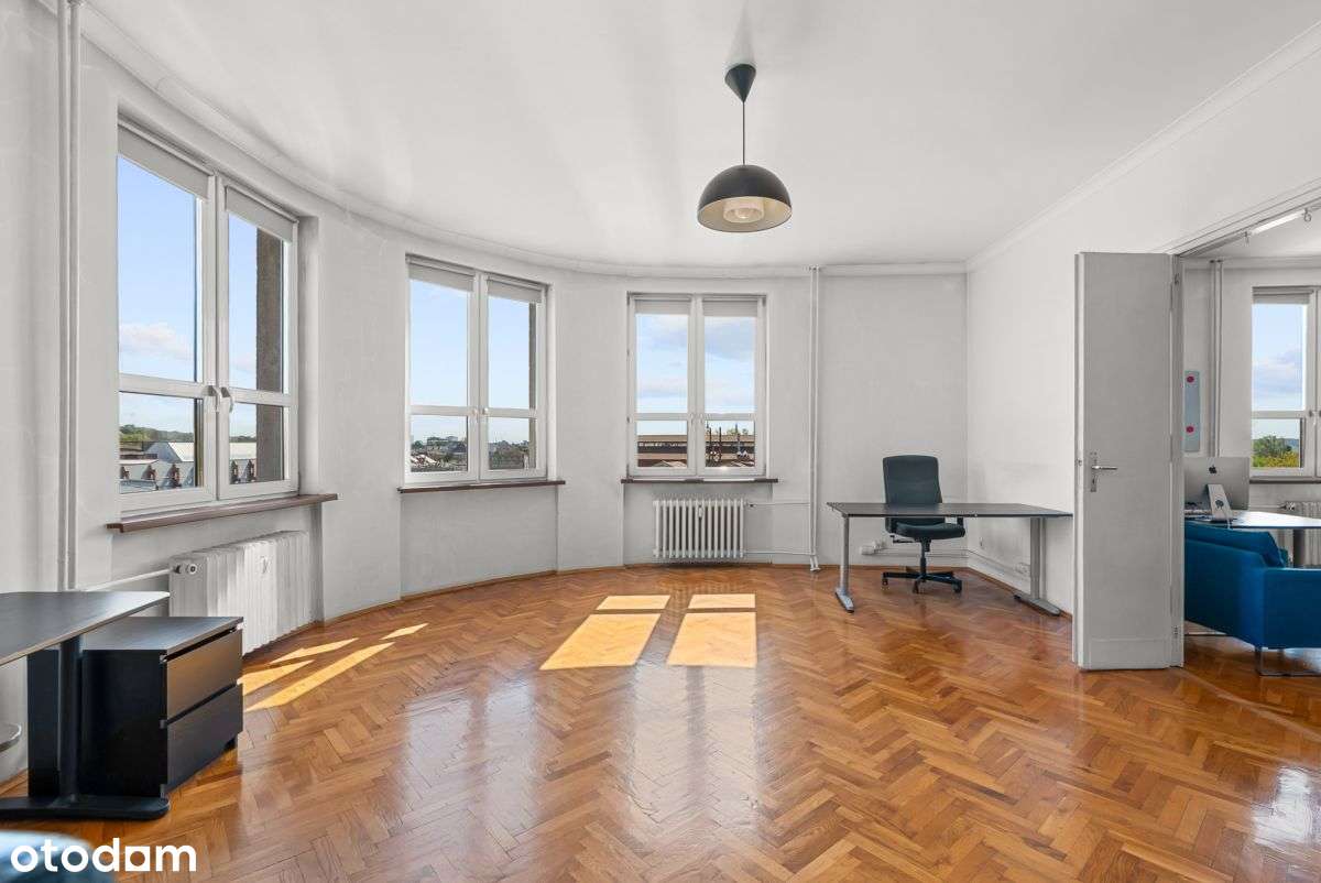 Przestronne mieszkanie / biuro w Super lokalizacji-1