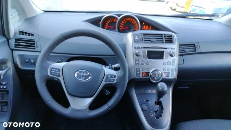 Toyota Verso 1.8 Sol plus 7os MS - 11