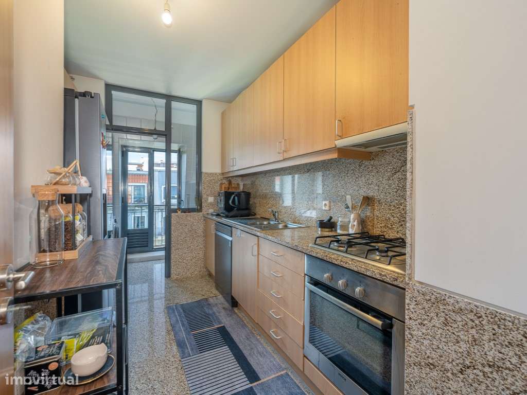 APT T2+1 | QUINTA DA SEARA | ÚLTIMO PISO | GARAGEM | ARRUMO-7