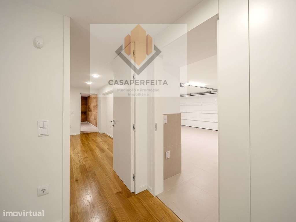 Luxuosa Moradia T4 a 150 metros da Praia - Madalena-22