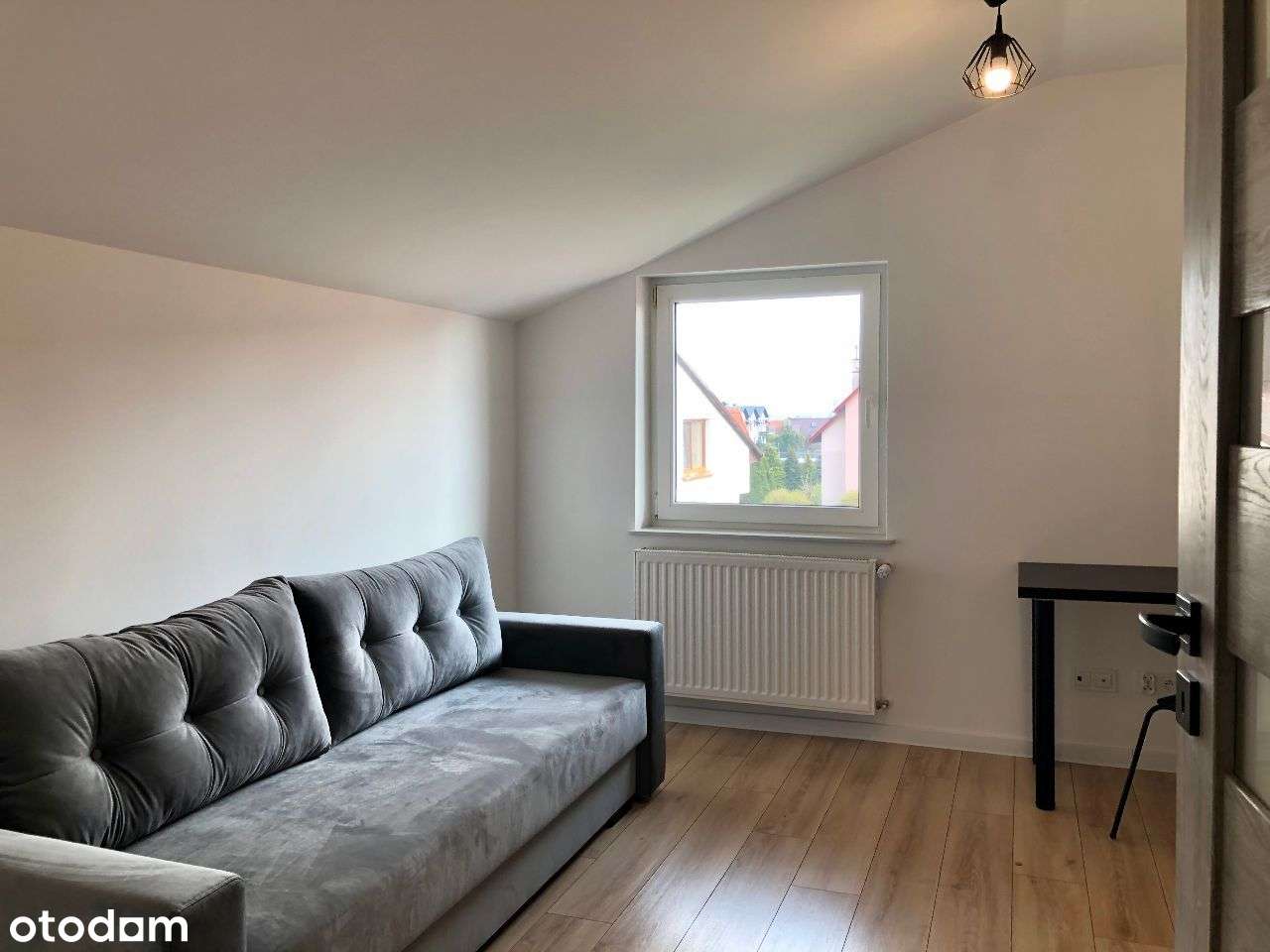 ul. Mazowiecka | 2 pokoje, kuchnia, parking | 45m PL | EN