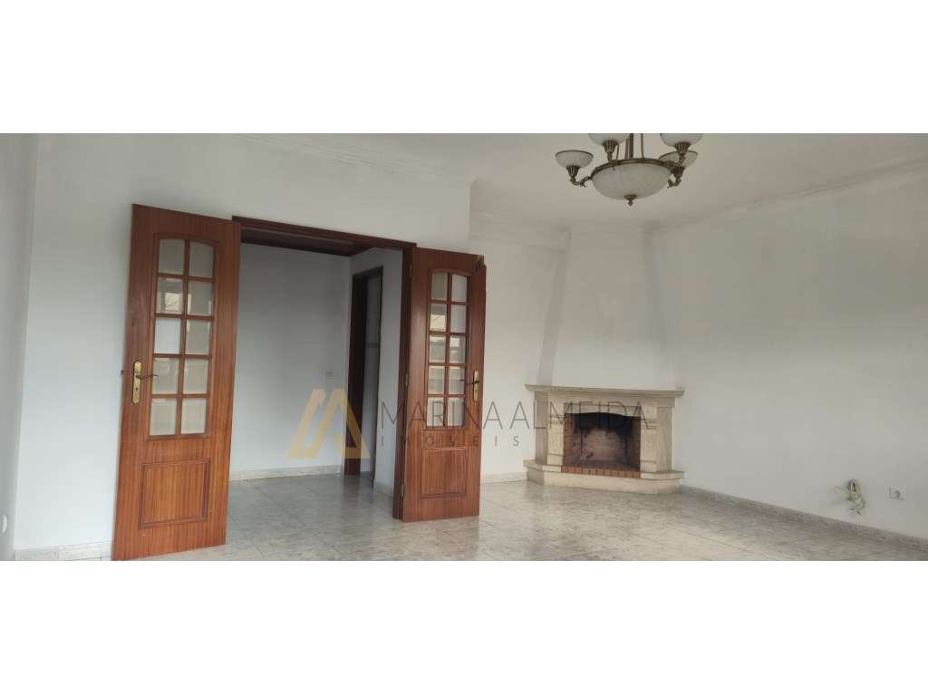 Apartamento t2 ( 3 assoalhadas ), rés do chão com arrecadação, junt... - Grande imagem: 4/23