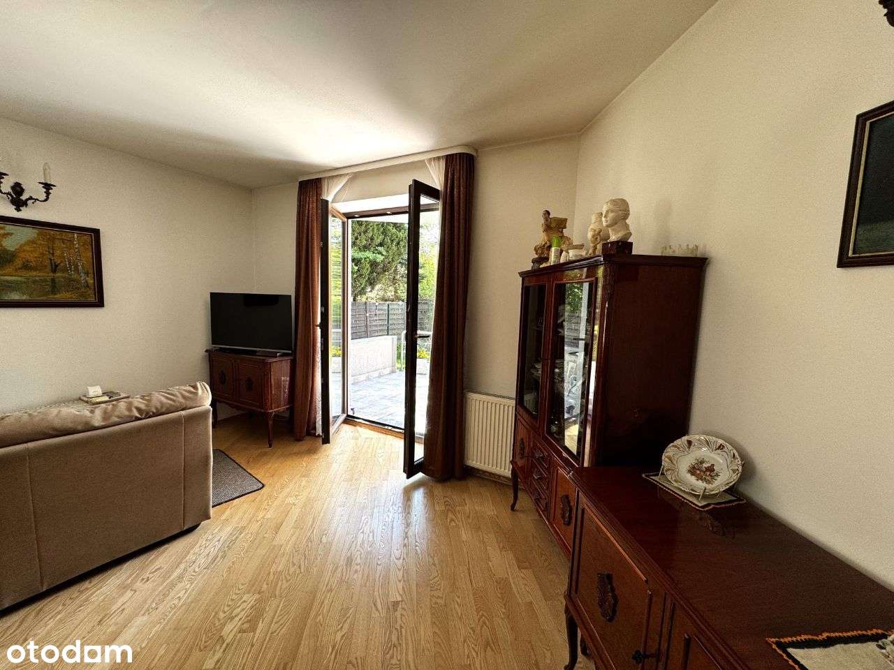 Włochy / Dom z 2017 roku / Garaż / Ogród-2