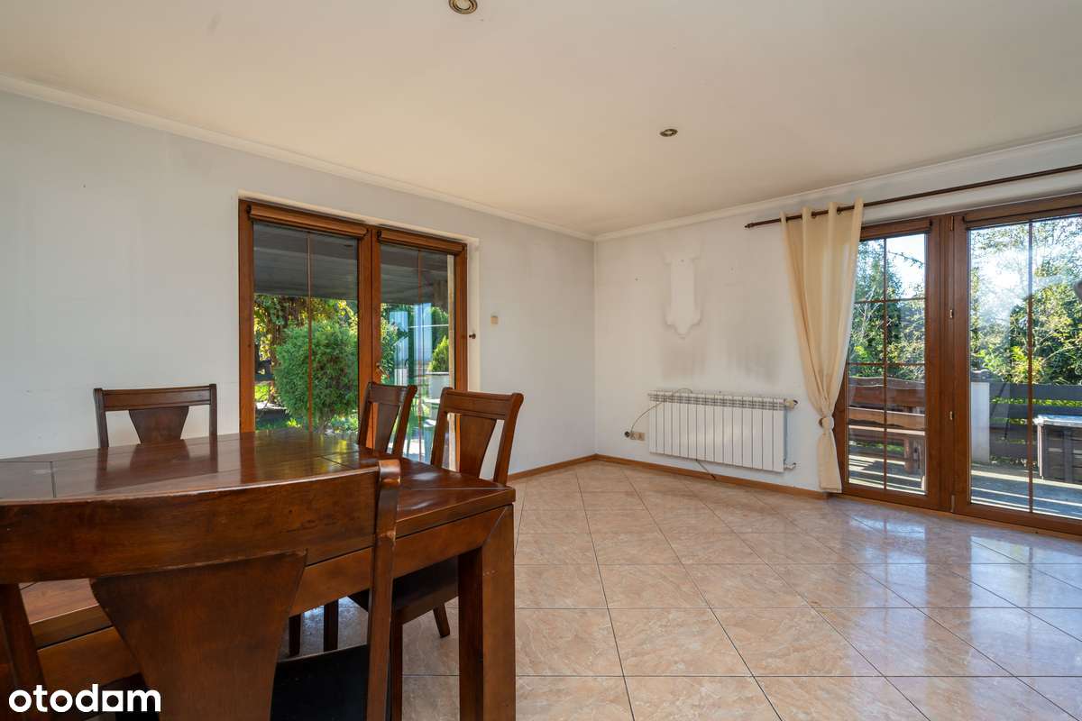 DOM Z POTENCJAŁEM I DWOMA NIEZALEŻNYMI MIESZKANIAMI – RADOCZA.-5