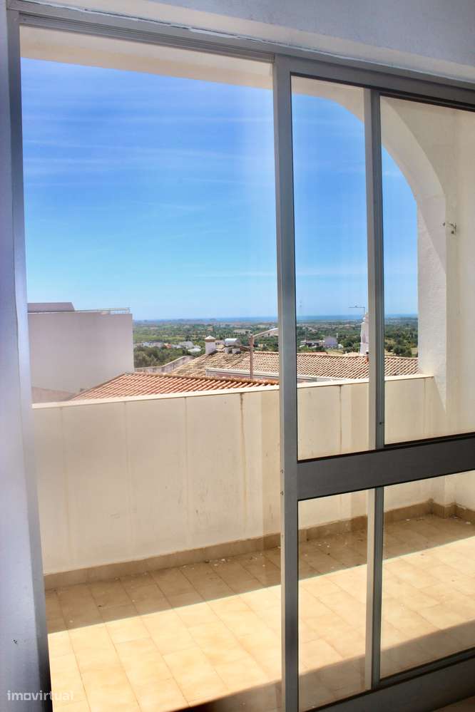 Moradia T5 com mais de 200m2 em Boliqueime-5