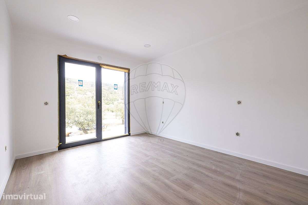 Moradia T4 para venda - Grande imagem: 5/18