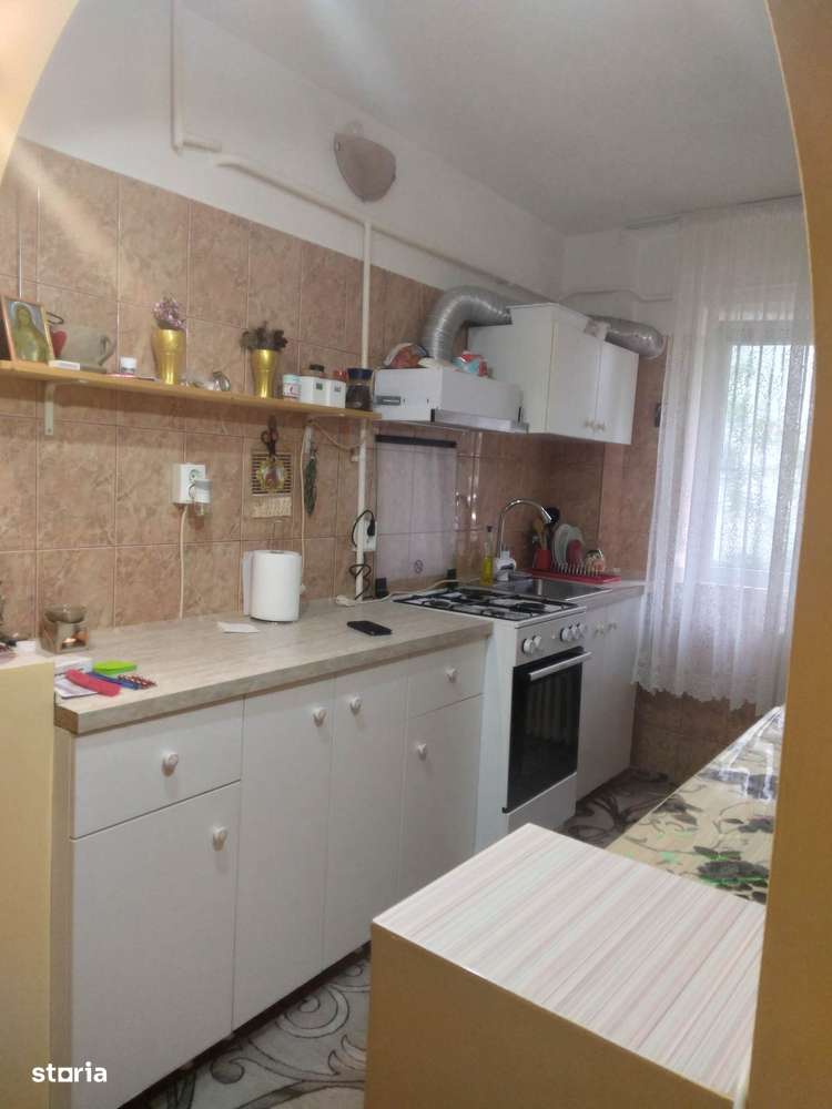 Apartament 2 camere zona Scoala 7  , mobilat si utilat , parter - Imagine principală: 4/6