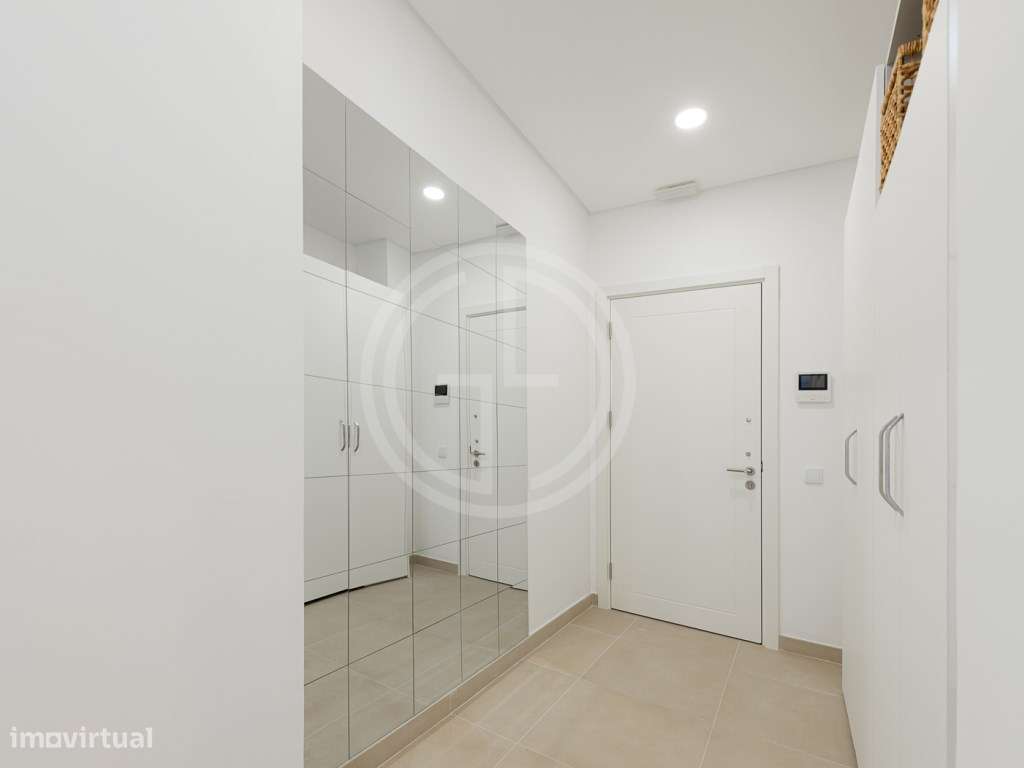 Apartamento T2 na Baixa de Faro-1