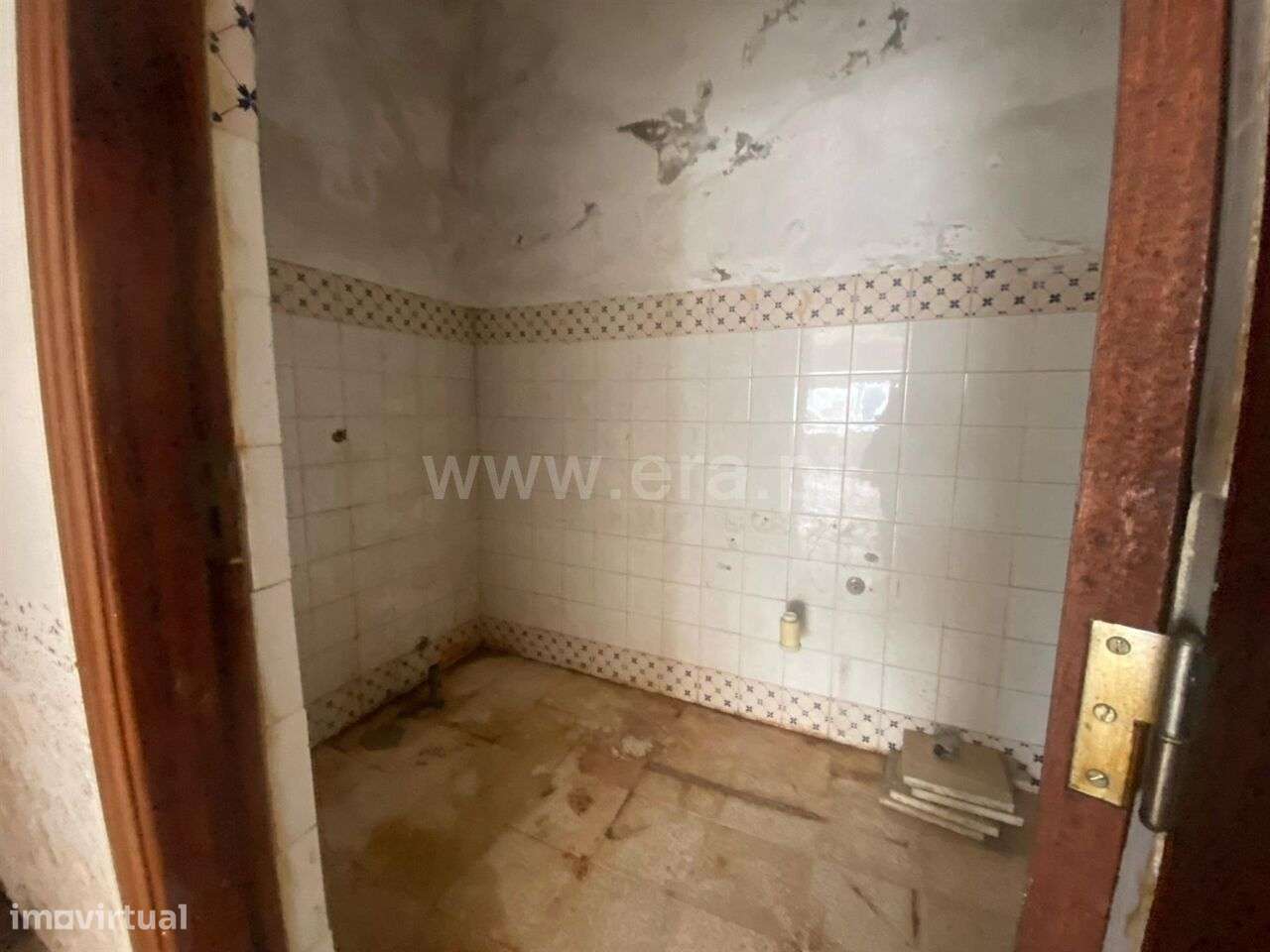 Loja / Fundão, Aldeia Nova - Grande imagem: 2/2