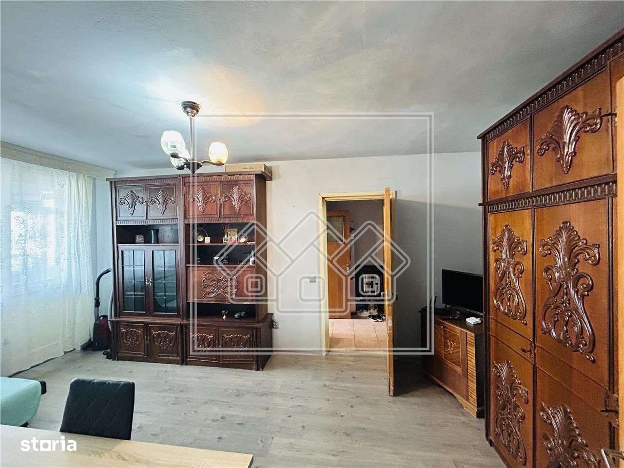 Ap semidecomandat, 2 camere, balcon inchis, 53 mp + 7 mp - M.Viteazu - Imagine principală: 5/19