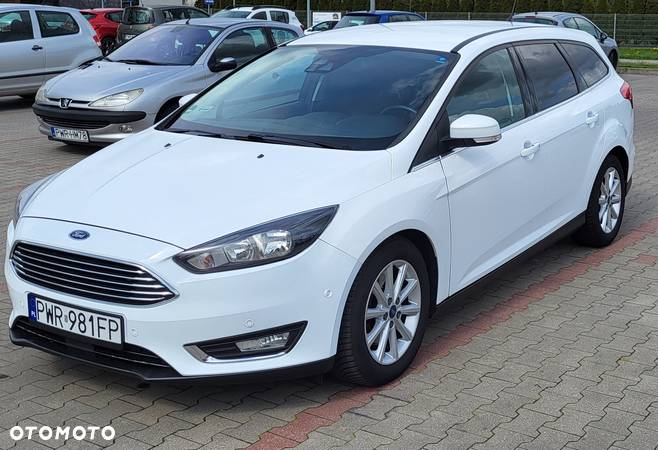 Ford Focus 2.0 TDCi SYNC Edition ASS PowerShift - 2