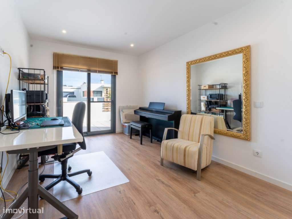 Moradia V4 com piscina aquecida, jardim e garagem em Alfeizerão (Co...-15