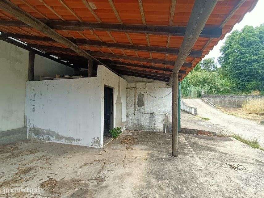 Moradia T2 Geminada com 2 Casas de Banho-24