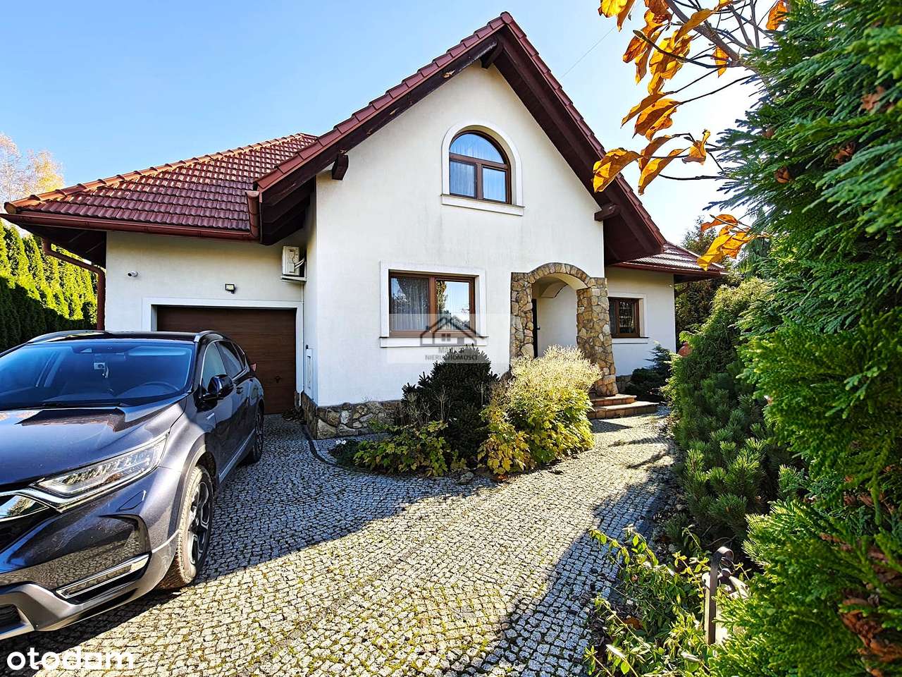 Klimatyczny dom 5-pokoi z garażem w bryle - ul. Dworzysko - Rzeszów --1