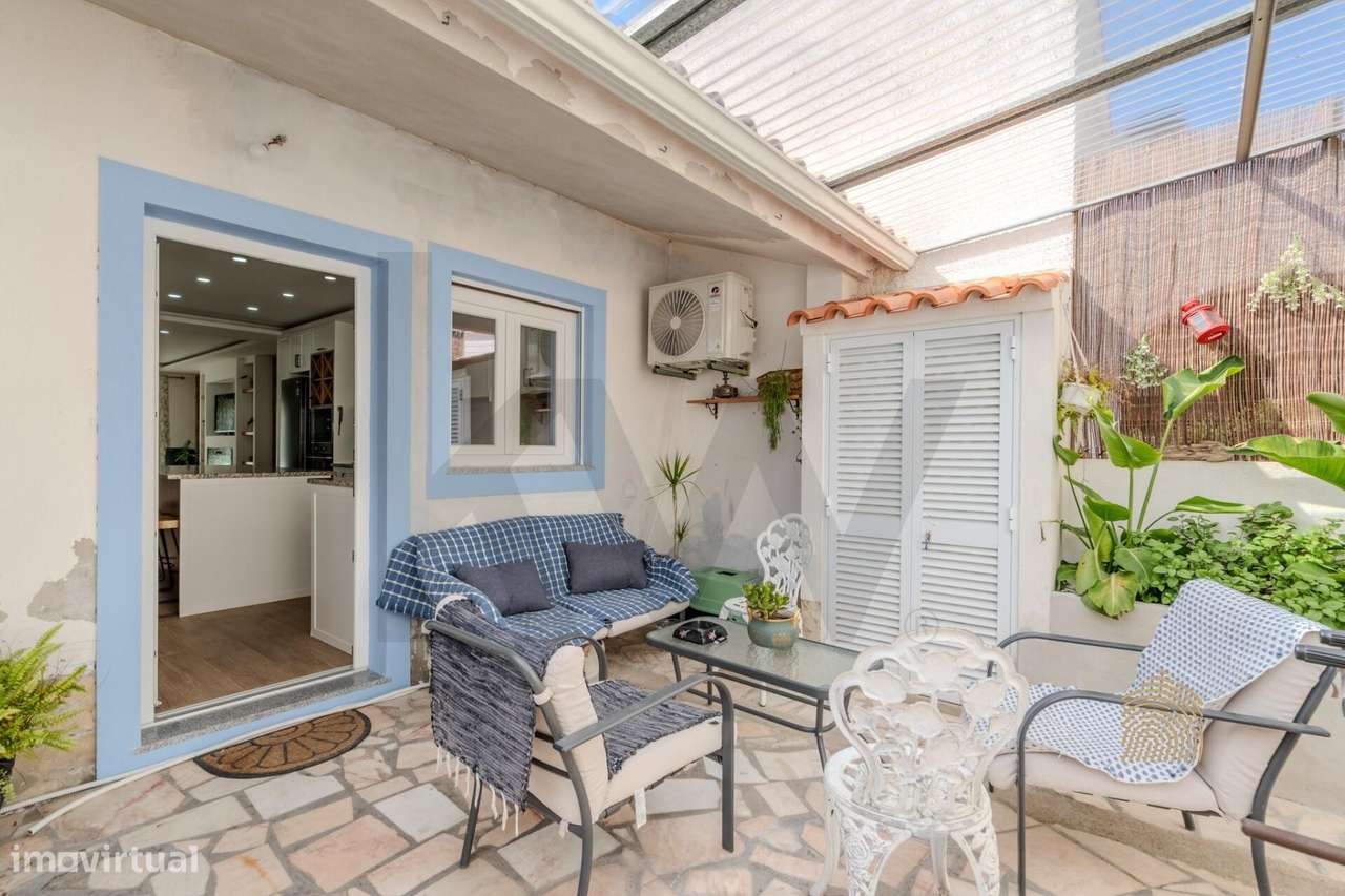 Moradia T4 remodelada com jardim, terraço e garagem | Vendas Novas-15