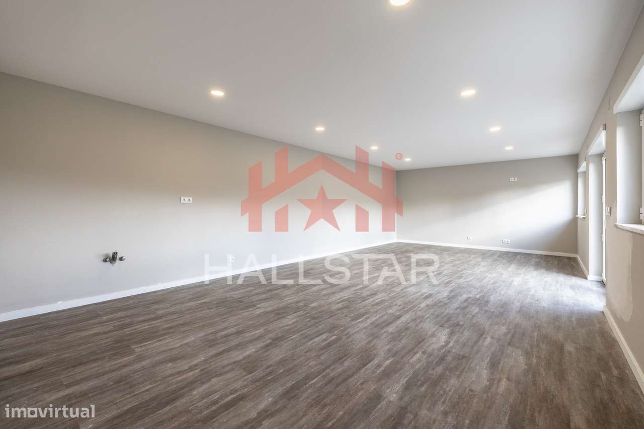 Moradia de Luxo T4 / Lote com 890m² / Marinha Grande-46