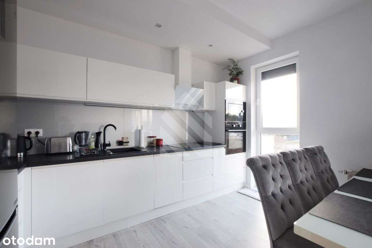 Przestronne 3-pokoje "do wejścia" w Niemczu!-1