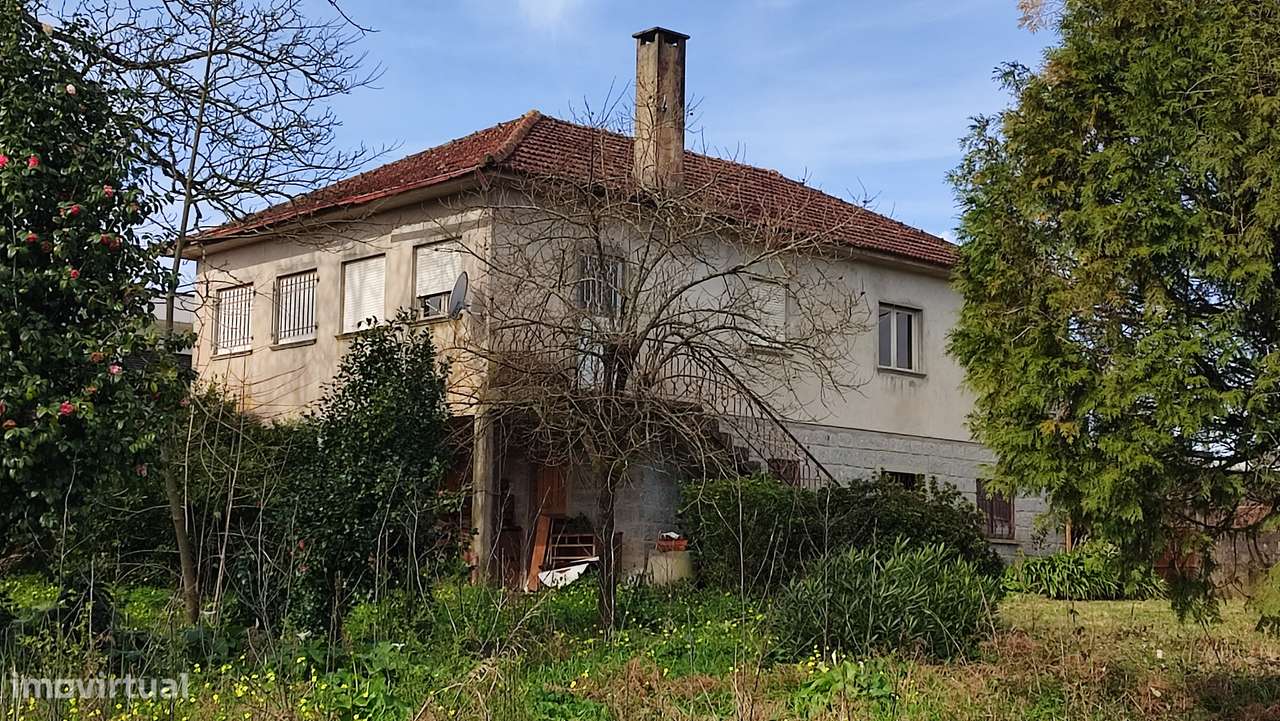 Moradia individual, com terreno, em Rendufe, Amares-10