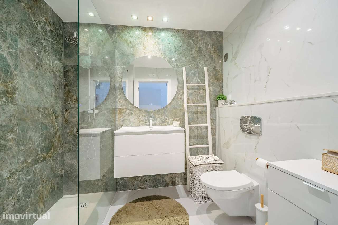 Apartamento T2 Duplex com terraço em condomínio privado-25