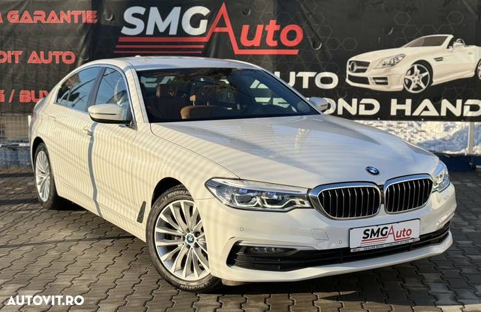 BMW Seria 5 520i Aut. Luxury Line - 2