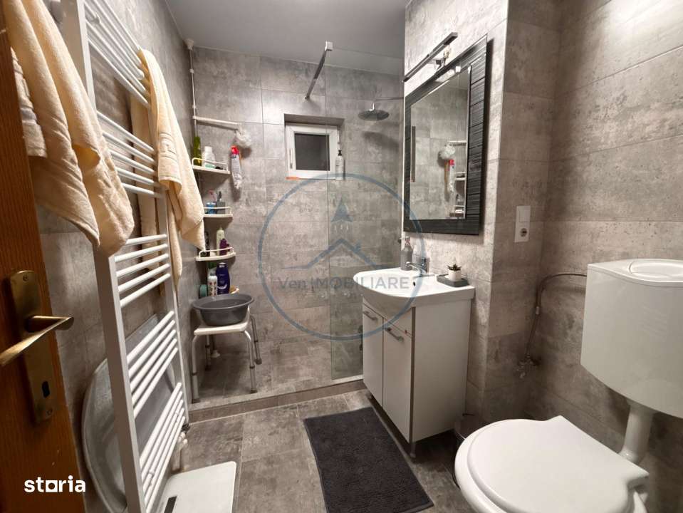 Apartament 4 camere de vanzare – Calea Moldovei-5