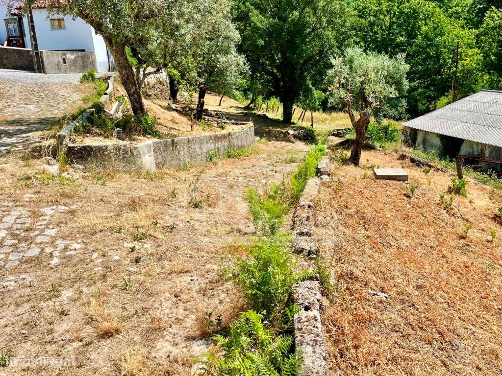 Moradia T1 pronta a habitar em Castanheira de Pera-44