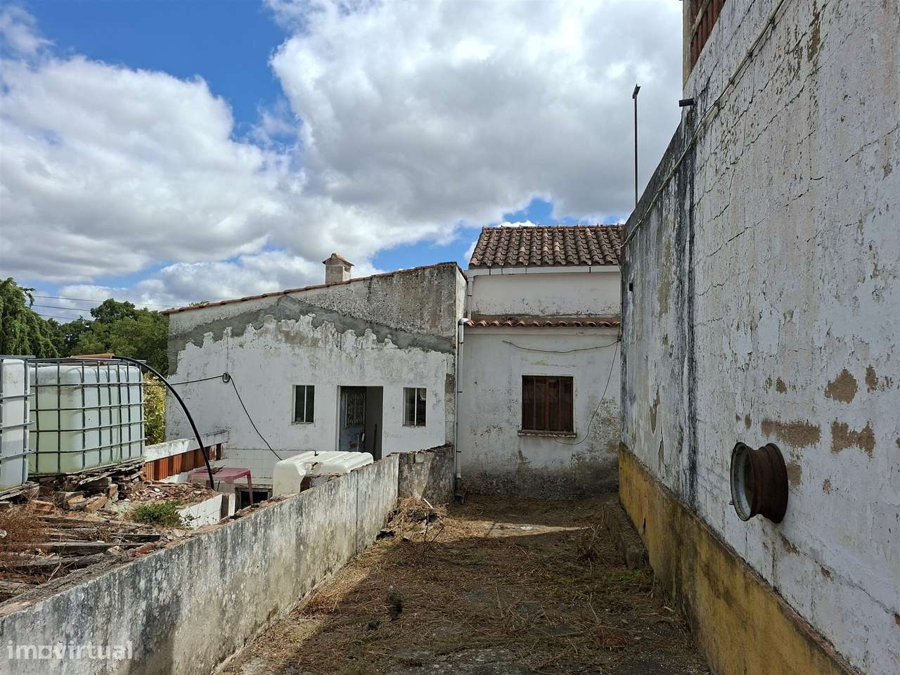 Venda Conjunta de 2 Moradias - São Facundo - Abrantes-20