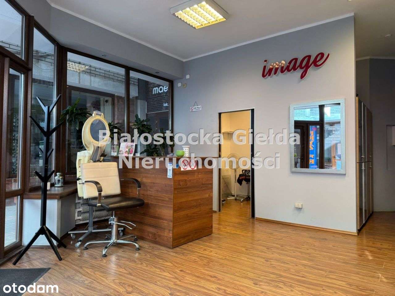 Lokal pod działalność usługową-handlowo-biurową-3