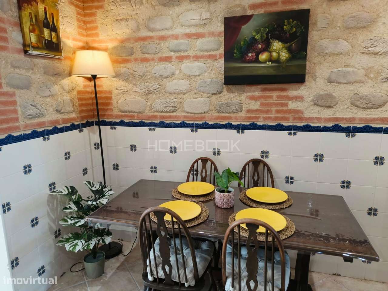 Moradia T2 Renovada, Quintal e Terraço - Arrendamento Anual, Sta Luzia - Grande imagem: 5/17