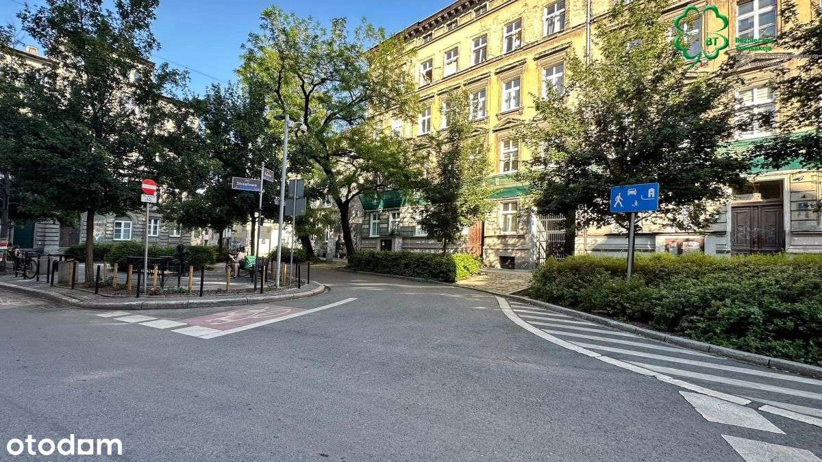 Centrum,mansardowe 3-pokojowe mieszkanie sprzedam - Pełny obrazek: 2/20