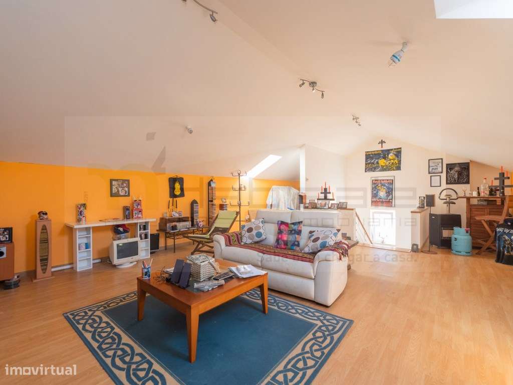 Moradia T4+1 | Casal Novo - Famões / Caneças-35