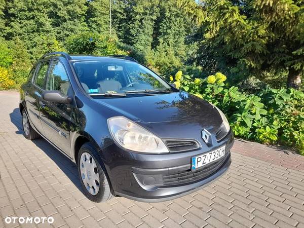 Renault Clio 1.2 TCE Wind - 28