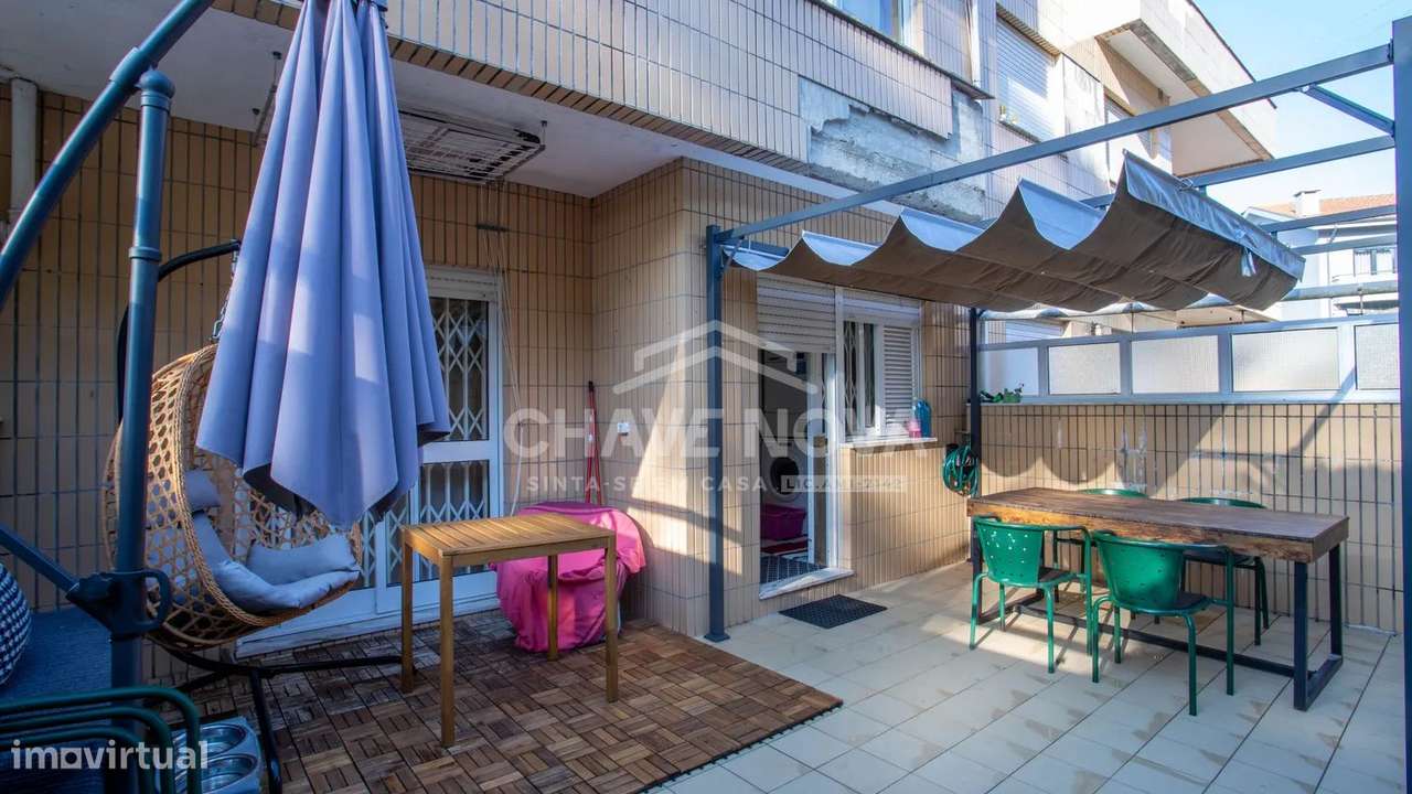 T1+1 c/ Terraço e Lugar de Garagem em Vilar do Paraíso-14