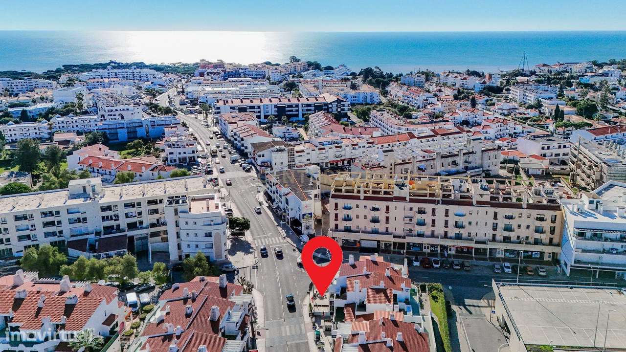 Espaço Comercial com 148,5 m² no Coração da Estrada de Santa Eulalia --6