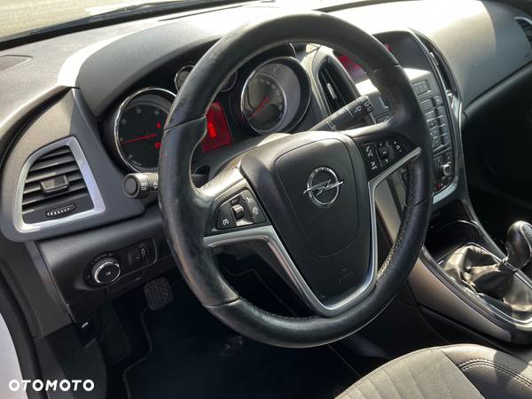 Opel Astra 2.0 CDTI DPF Sports Tourer Start/Stop Innovation - 24