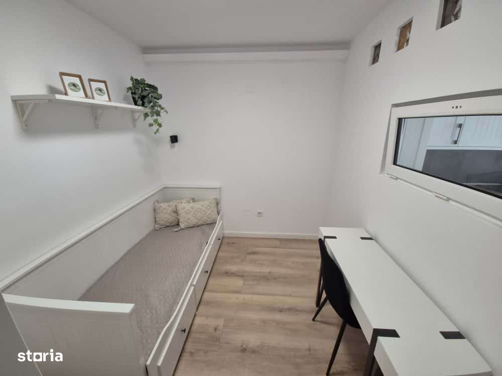 Apartament 3 camere, TOTUL NOU, etaj 6/8, garaj, strada EROILOR-8