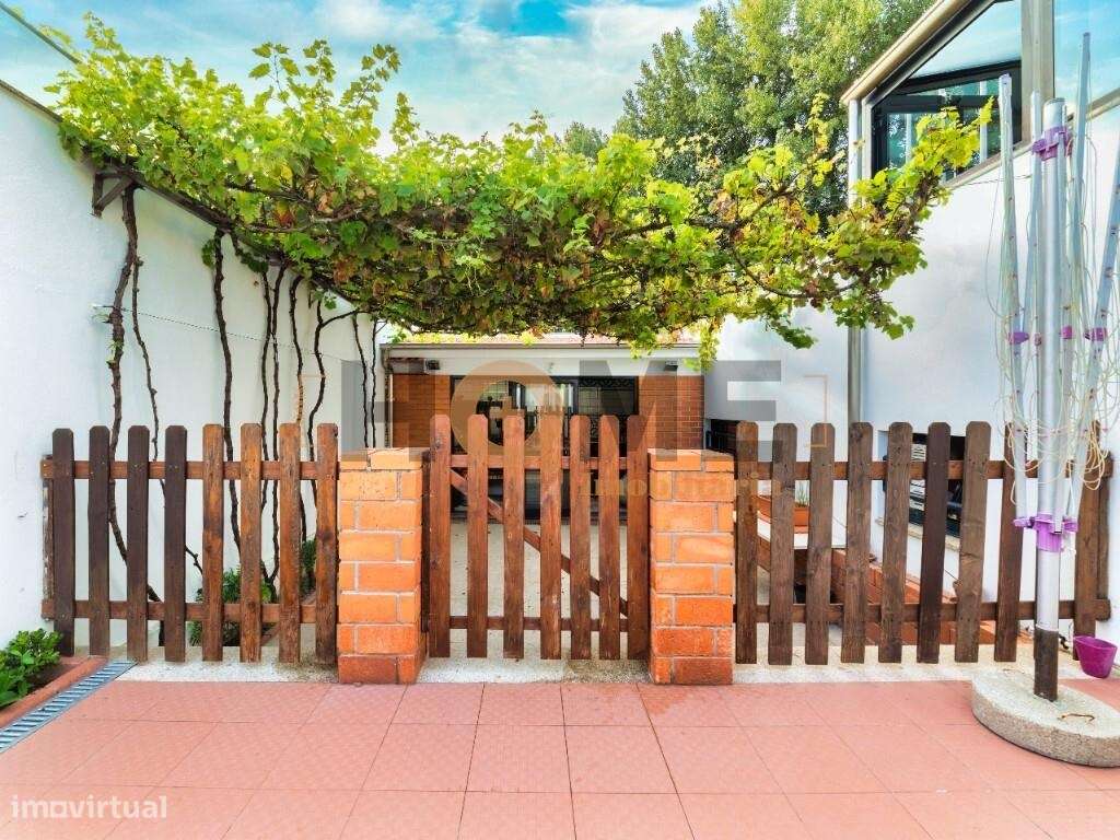 EXCELENTE Moradia T4 junto à ANACON c/espaço exterior, 2 suites, garag - Grande imagem: 5/41