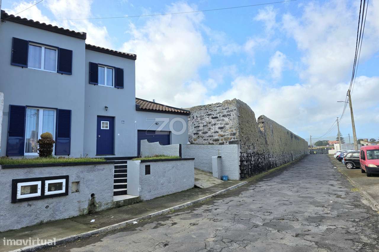 Moradia T3 + 1 - Calhetas, Ribeira Grande - Grande imagem: 4/25