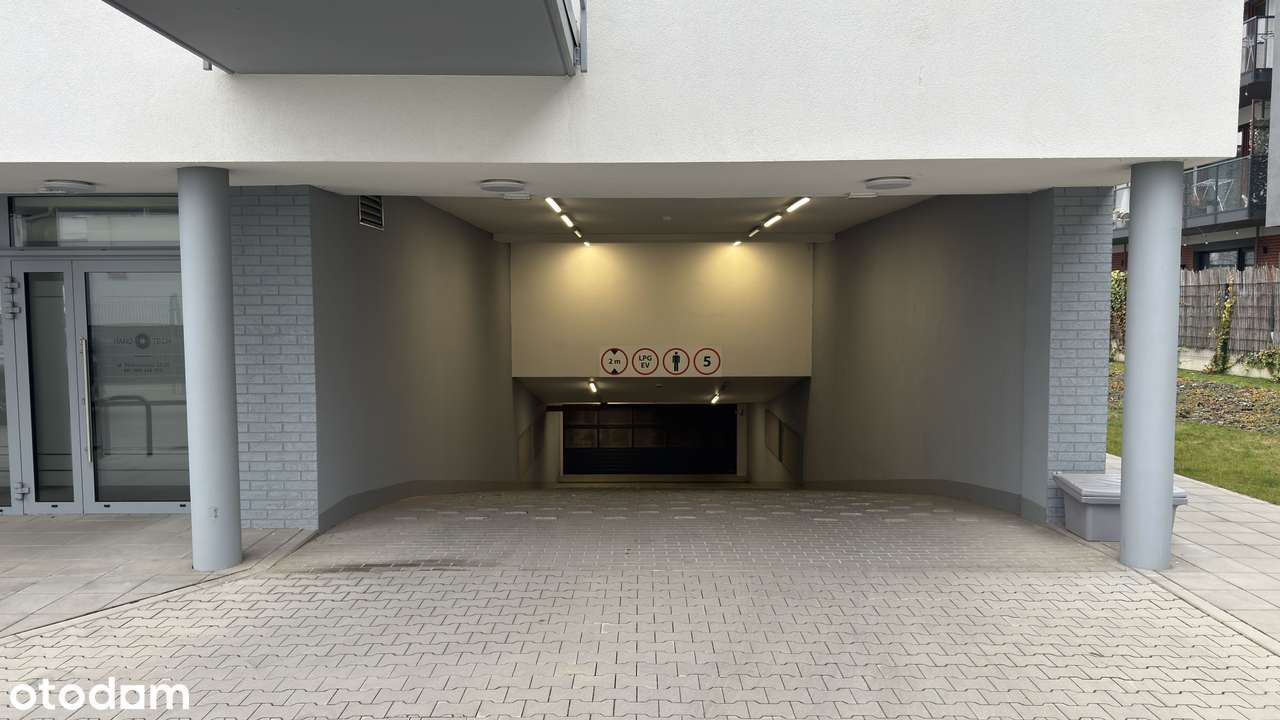 Miejsce postojowe w garażu ul. Świerzawskiej (Bułgarska) - Pełny obrazek: 4/7