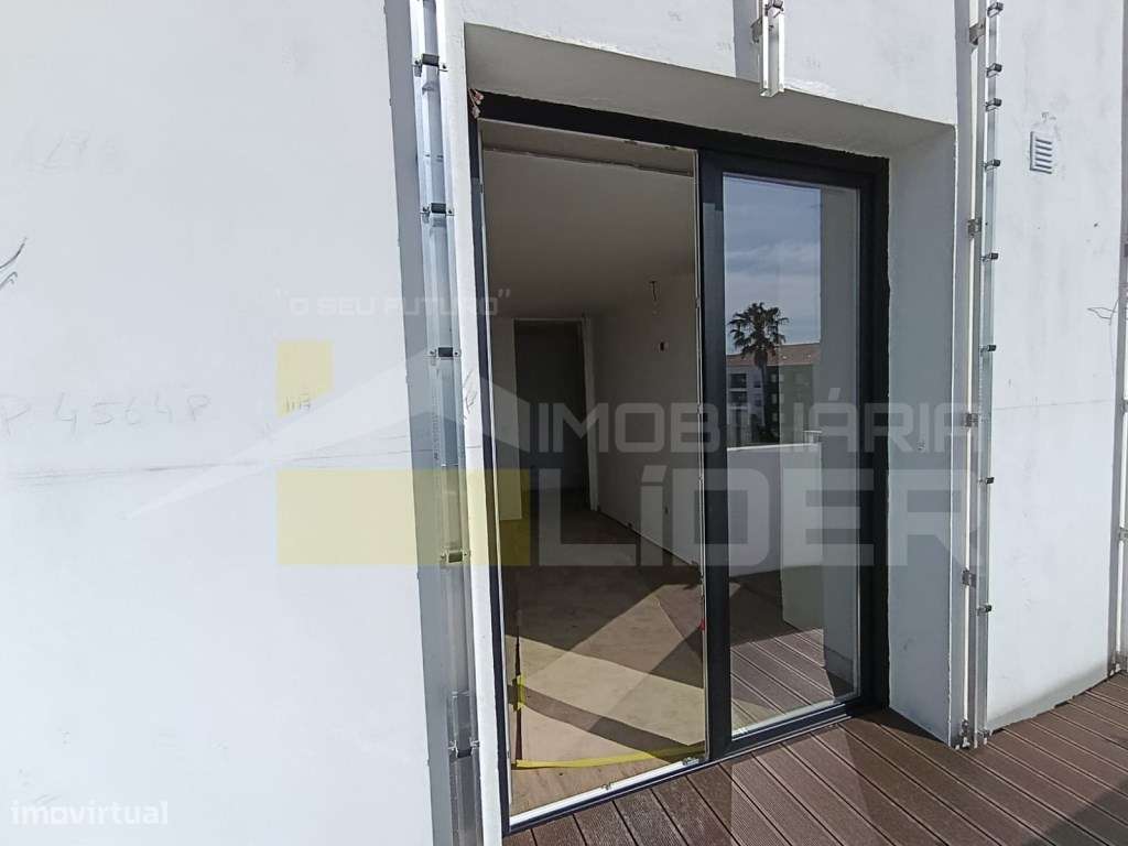T4 penthouse duplex na Lourinha-25