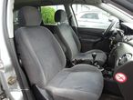 Ford Focus SW 1.8 TDCi Ghia - 12