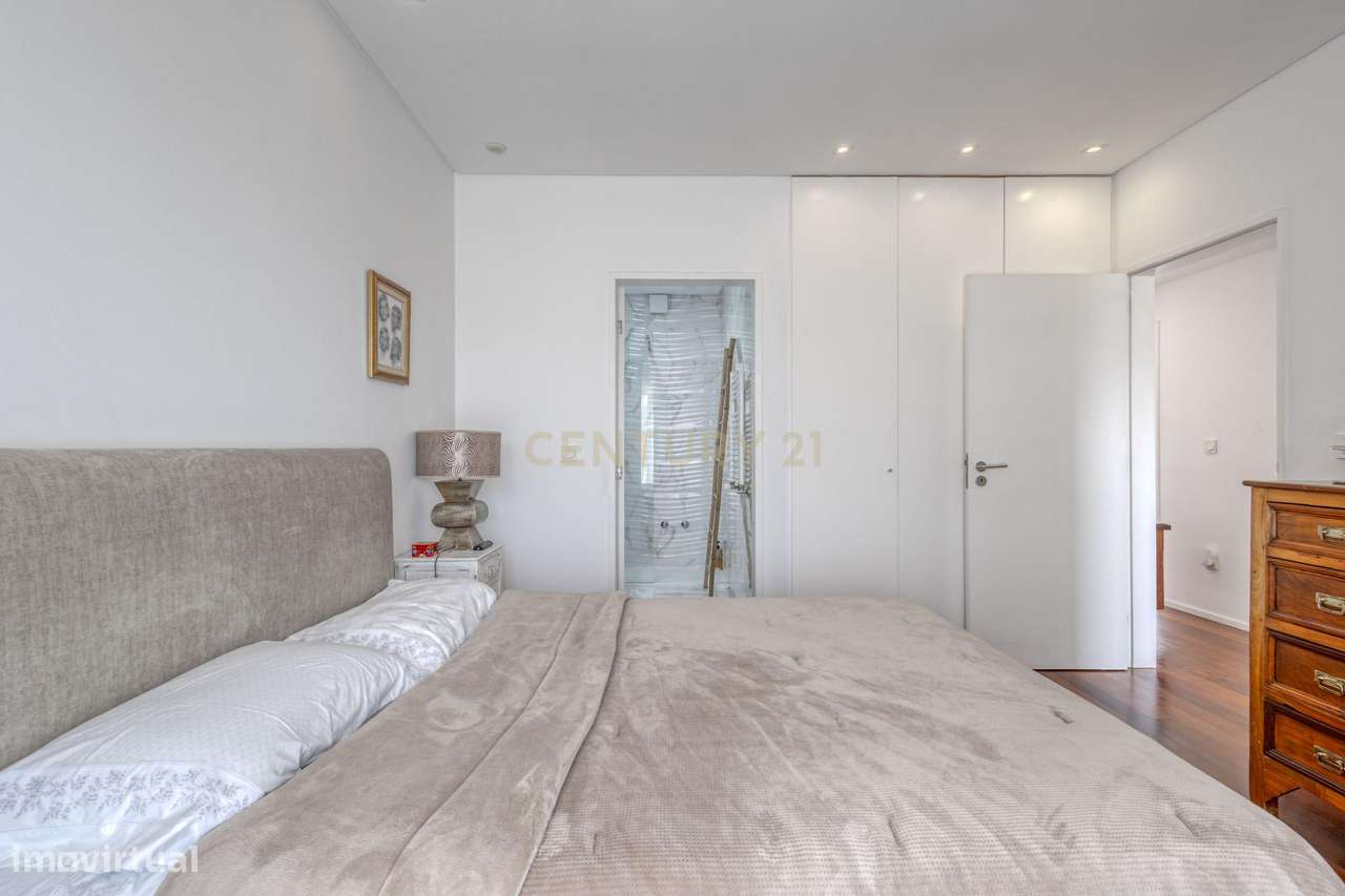 Espetacular T3 de 3 frentes a cinco minutos da praia da Granja-19