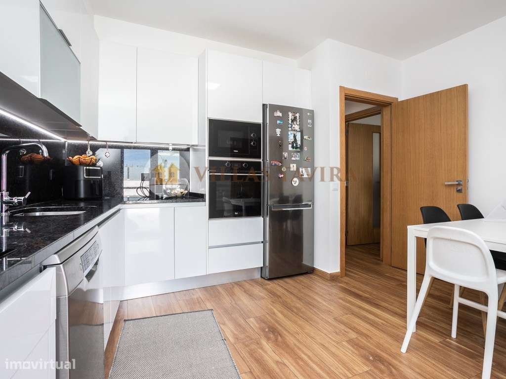 Moradia T3- Terraços- Garagem- Cave-15