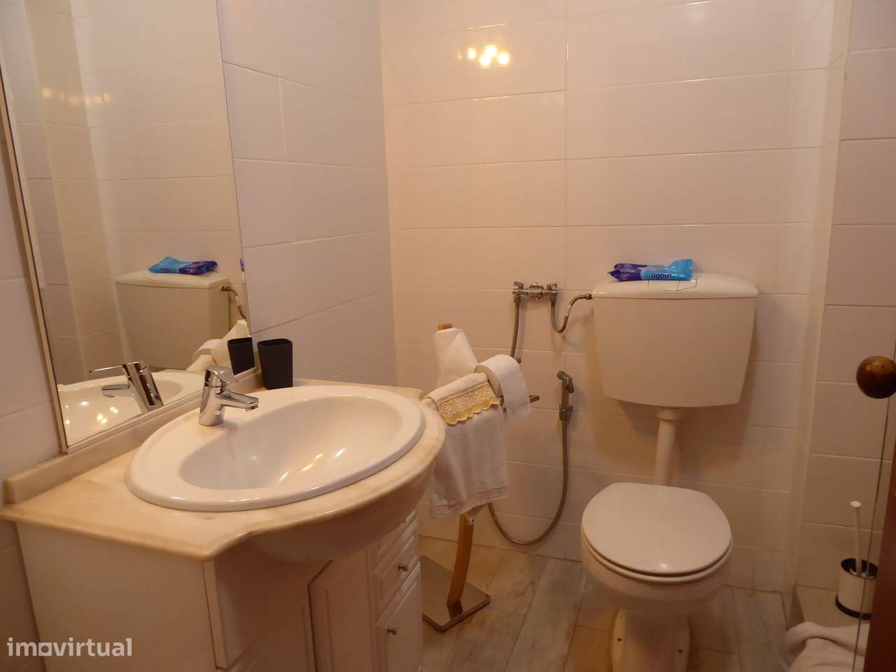 Excelente Apartamento T2 Centro de Queijas - Grande imagem: 5/10