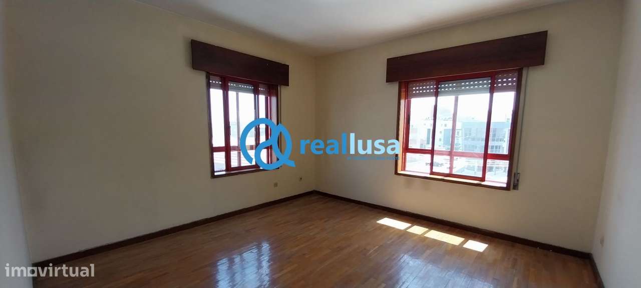 Apartamento T2 c/ garagem Custóias Matosinhos-10