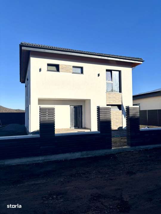 Casa de lux | cartier exclusivist | utilitati complete | curent trifaz-12